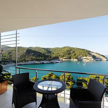 Pugnochiuso Del Faro 4* Vieste