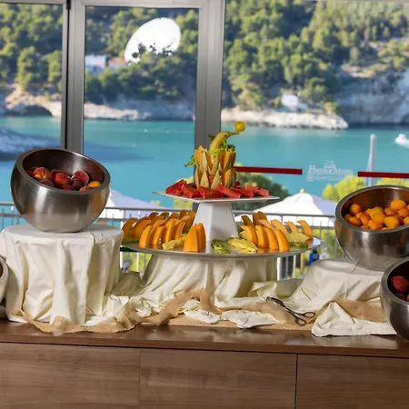 Hotell Pugnochiuso Del Faro 4*