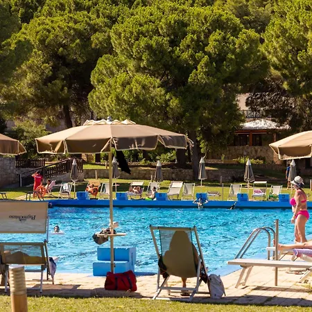 Hotell Pugnochiuso Del Faro 4*