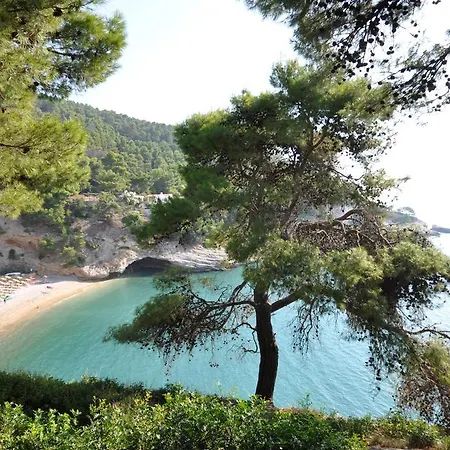 Pugnochiuso Del Faro Hotel 4*