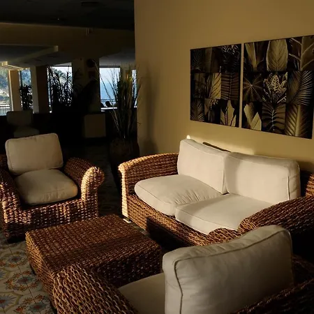 Pugnochiuso Del Faro Hotel 4*