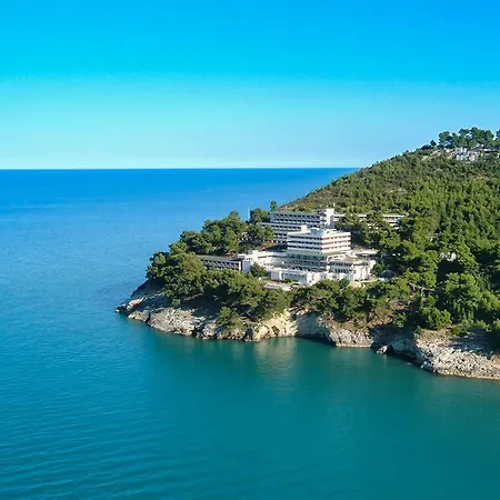 Pugnochiuso Del Faro Hotel 4*